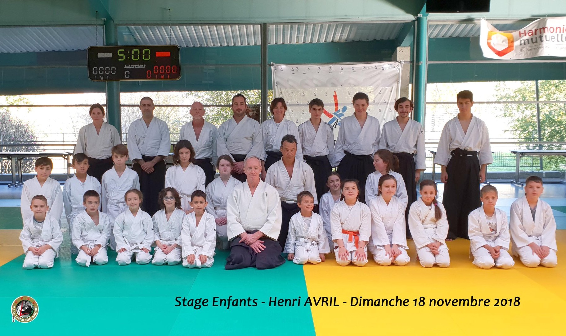181118 Les enafnts autour d'Henri.jpg - 477,48 kB